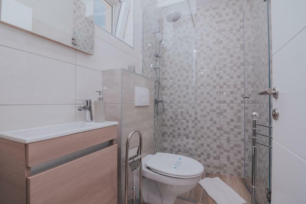 Apartments Pool Villa Aldura โนวาลยา ห้อง รูปภาพ