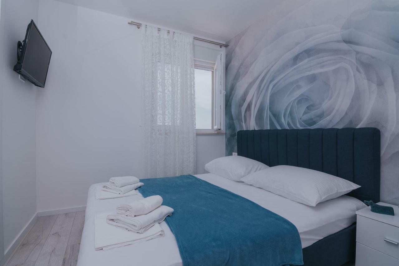 Apartments Pool Villa Aldura โนวาลยา ห้อง รูปภาพ